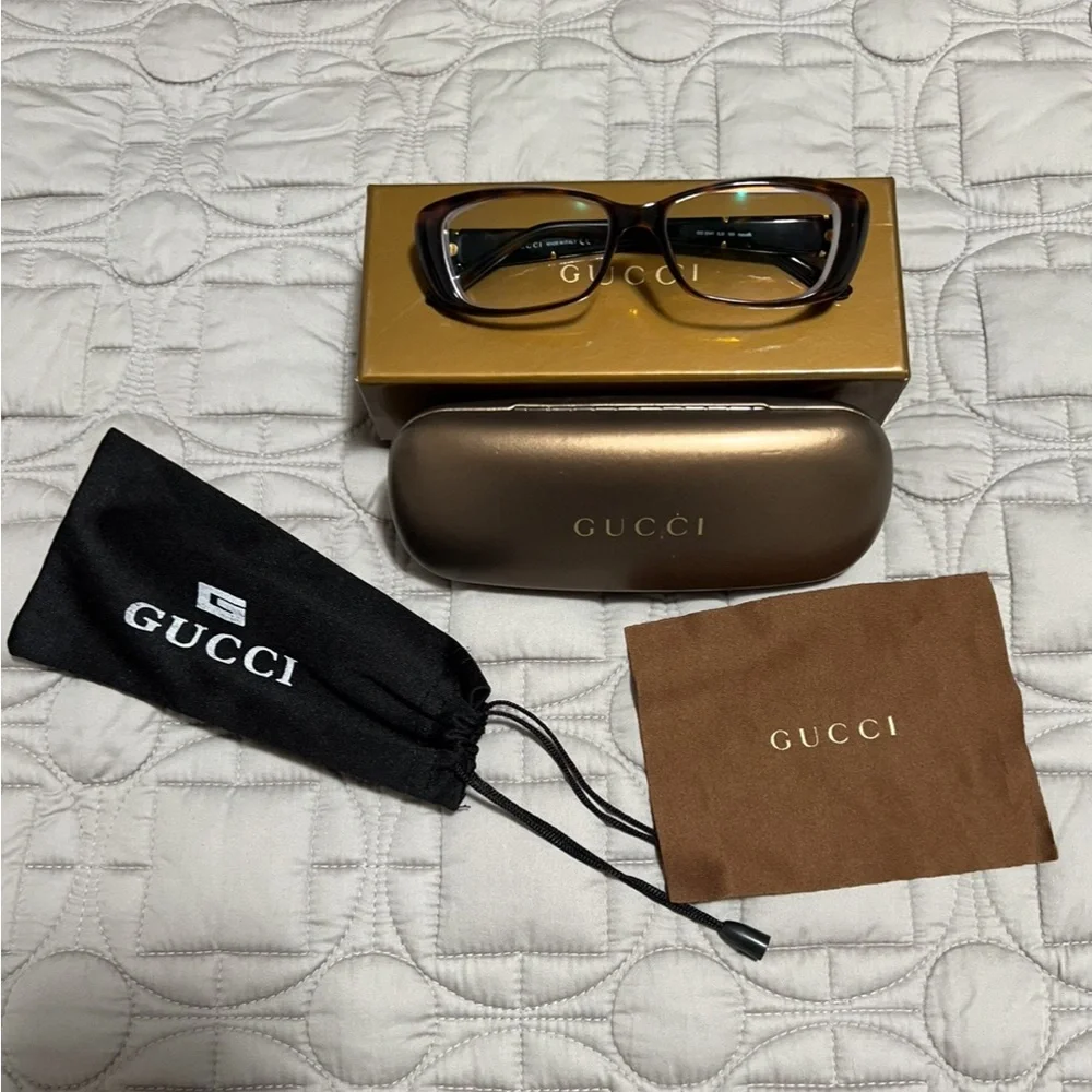 💎Gucci Glasses in Black with Gold Accents💎 - Picture 2 of 5